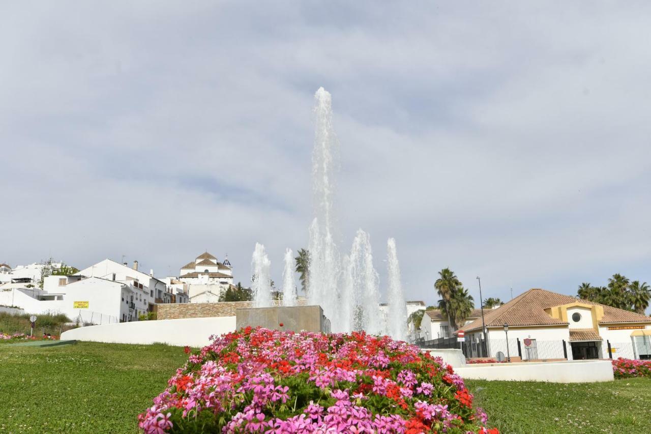 Cubo'S Finca La Rosa Del Zangano Alhaurín el Grande Dış mekan fotoğraf